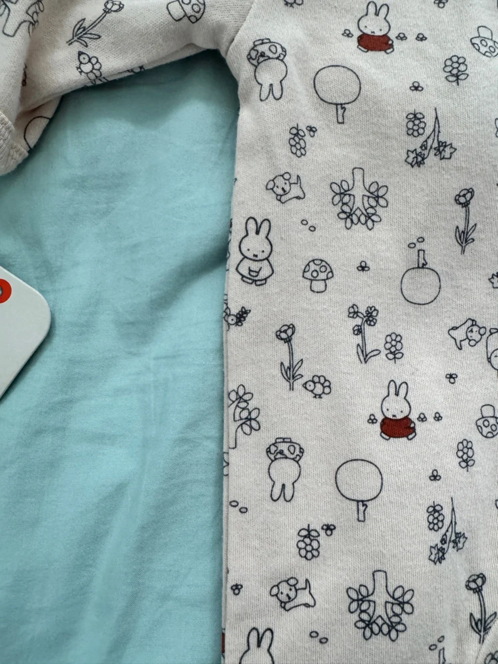 NWT miffy onesie zip with matching beanie sz 3Months